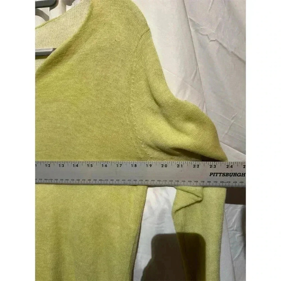 Eileen Fisher Women's V-Neck Long Sleeve Yellow Wool Blend Blouse  M Minimalist - Picture 5 of 10